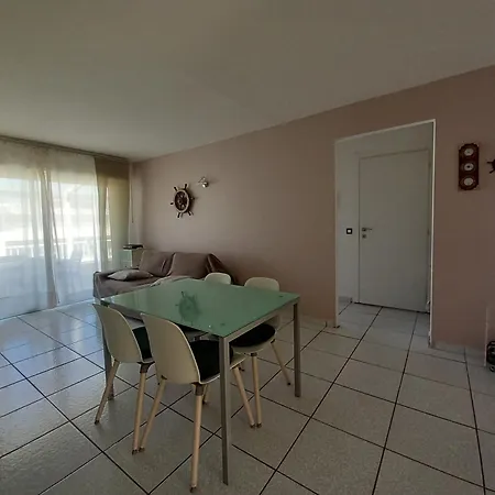 Altair Apartment